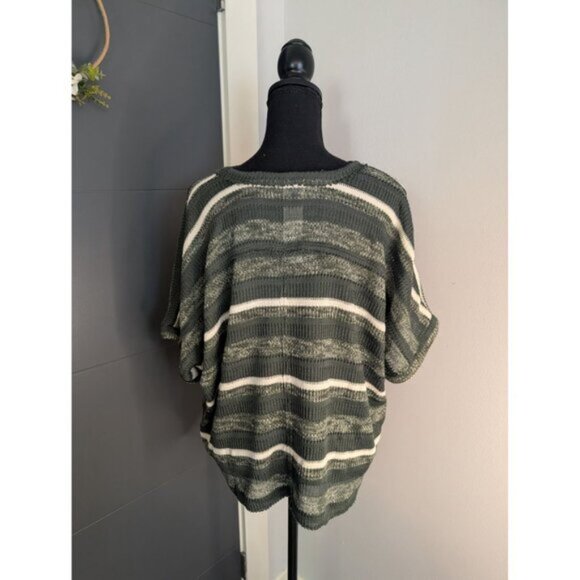 NWT Francesca's Blue Rain Green and White Parris Stripe Dolman Top - XL - Picture 3 of 11